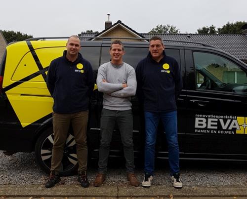 Renovatie-ramen-en-deuren-voor-Dirk-van-Tichelt